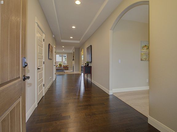 3rd image of 5302 NE 125th St