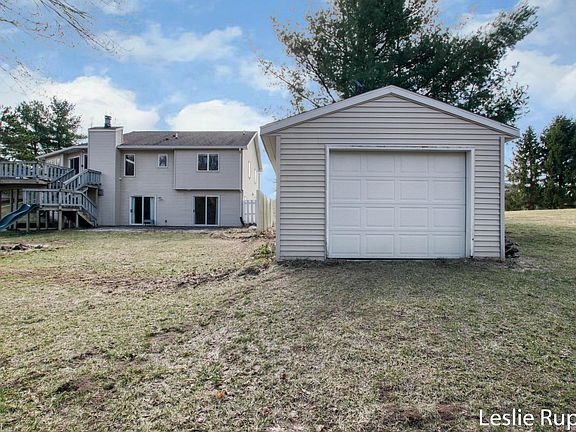 4th image of 9787 Shaw Creek Ct NE