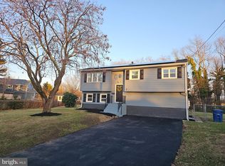7 Seeley Dr, Westampton, NJ 08060