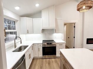 106 Lucinda Ln, Hendersonville, TN 37075