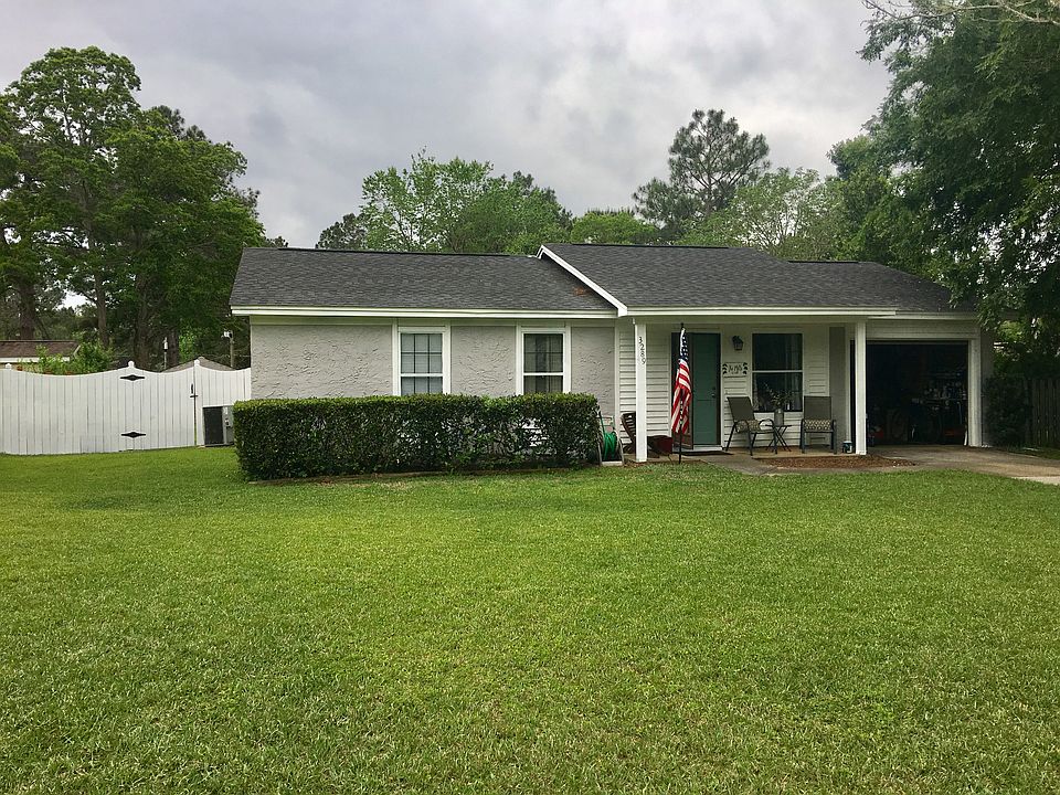 1st image of 3289 Woody Way