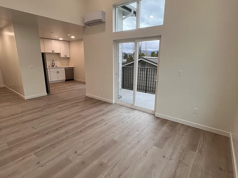411 N 21st St #303 — Photo 3