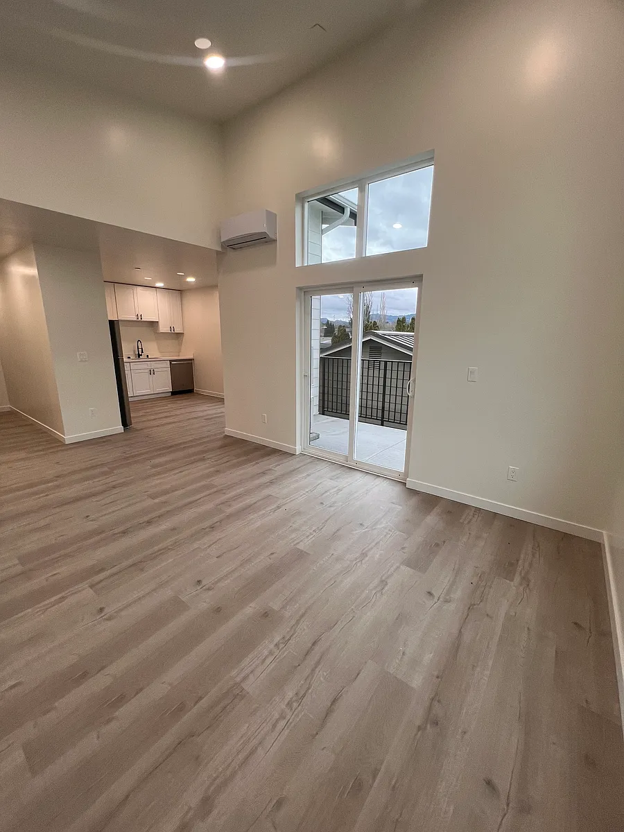 Building Photo - 411 N 21st St #303
