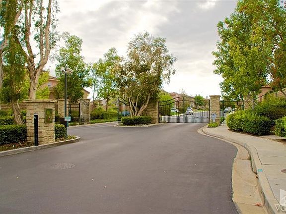 2nd image of 4188 Dakota Dr