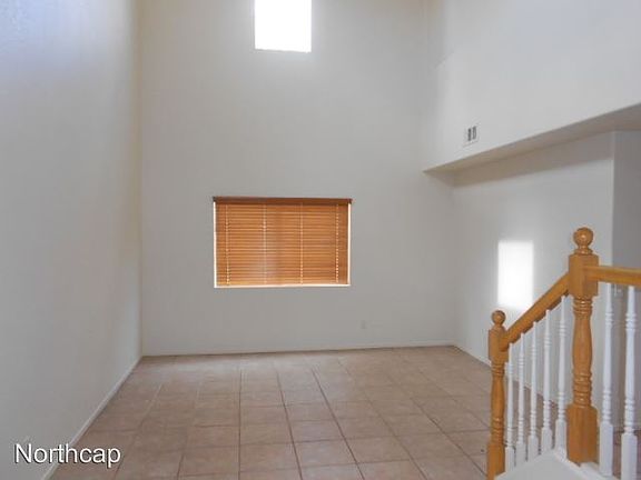 3rd image of 326 Violetta Ave