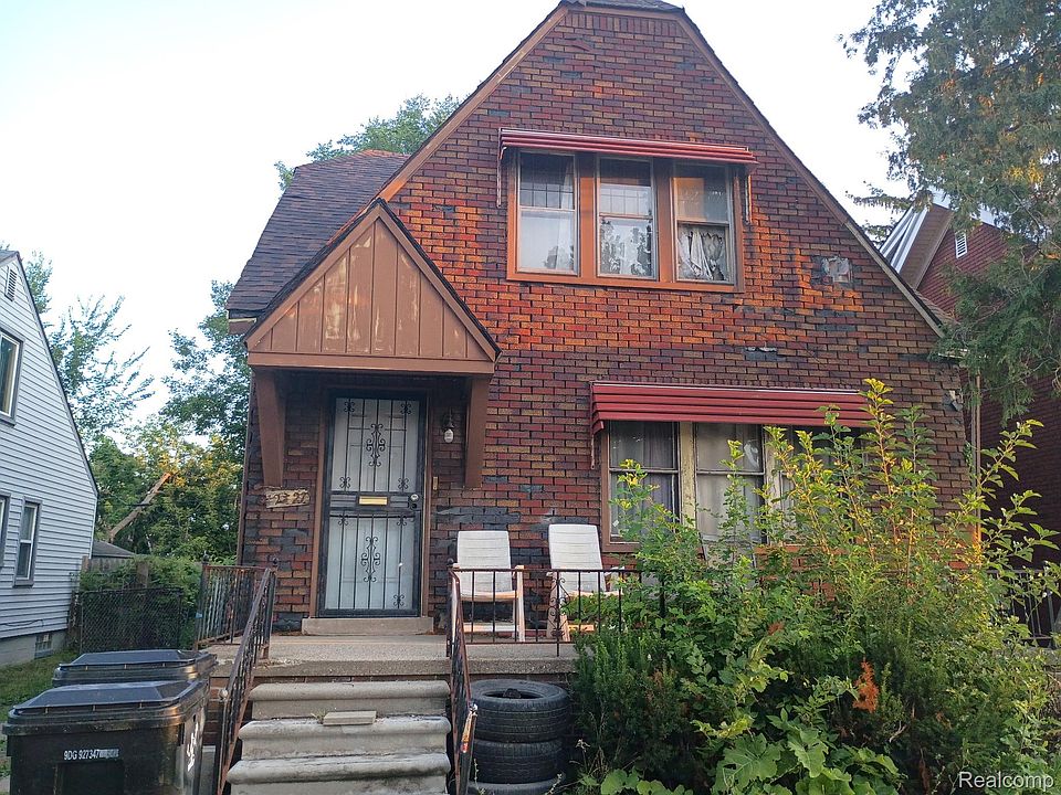 1st image of 12327 Rosemary St