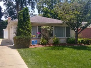 616 Lawler Ave, Wilmette, IL