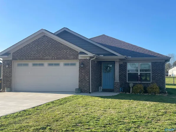 37 Robinson Ln, Somerville, AL 35670