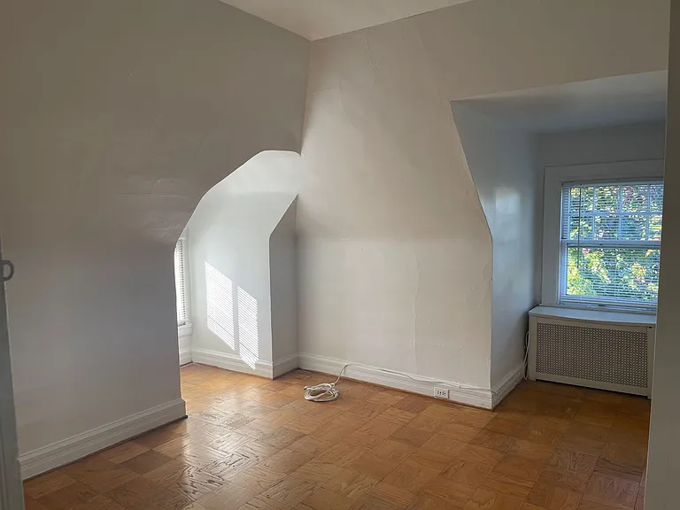 720 Gladstone Ave — Photo 16