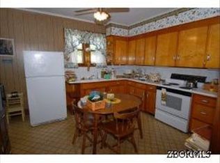 239 Gray St, Zanesville, OH 43701