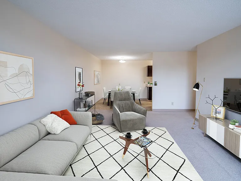 2080 Pembina Hwy — Photo 11