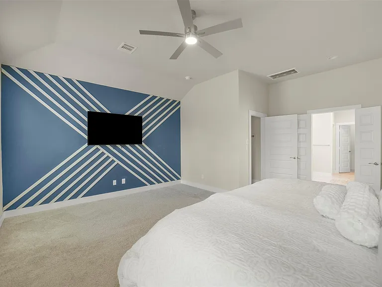 23610 Iris Field Ct — Photo 16