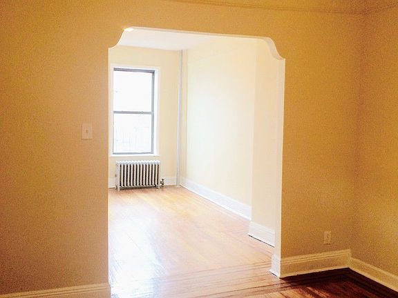 3rd image of 122 Atlantic Ave APT 4B