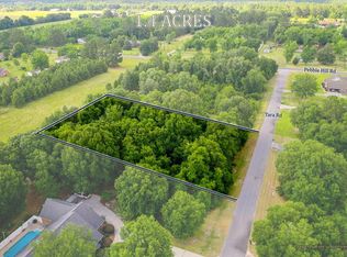 5549 Tara Rd, Waycross, GA 31503