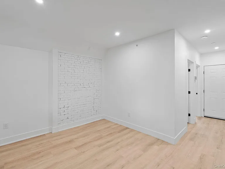 117 Lander St #3 — Photo 28