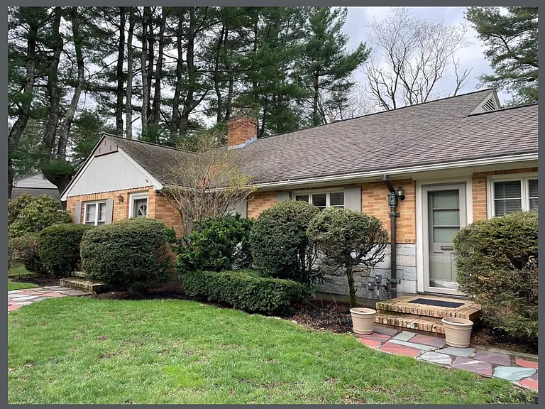 204 Follen Rd — Photo 9