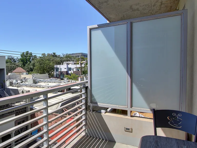 1818 L St #515 — Photo 15