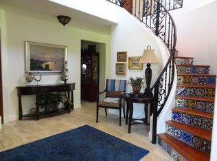 1017 Van Nuys St, San Diego, CA 92109