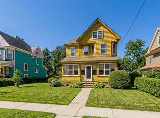 53 Nonotuck St, Holyoke, MA 01040
