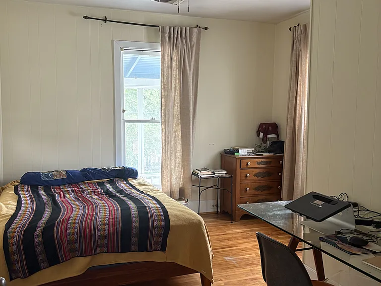 3902 1/2 Austin St — Photo 8