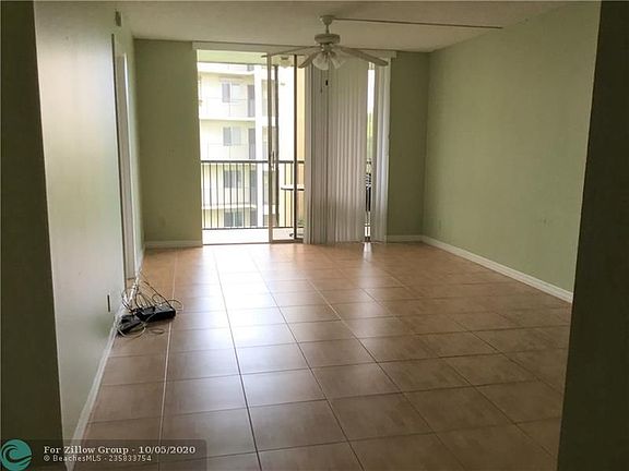 5th image of 7860 NW 50th St APT 301