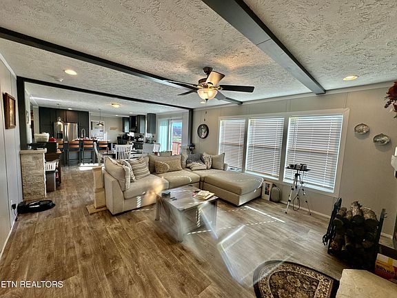 2nd image of 1450 Howell River Rd