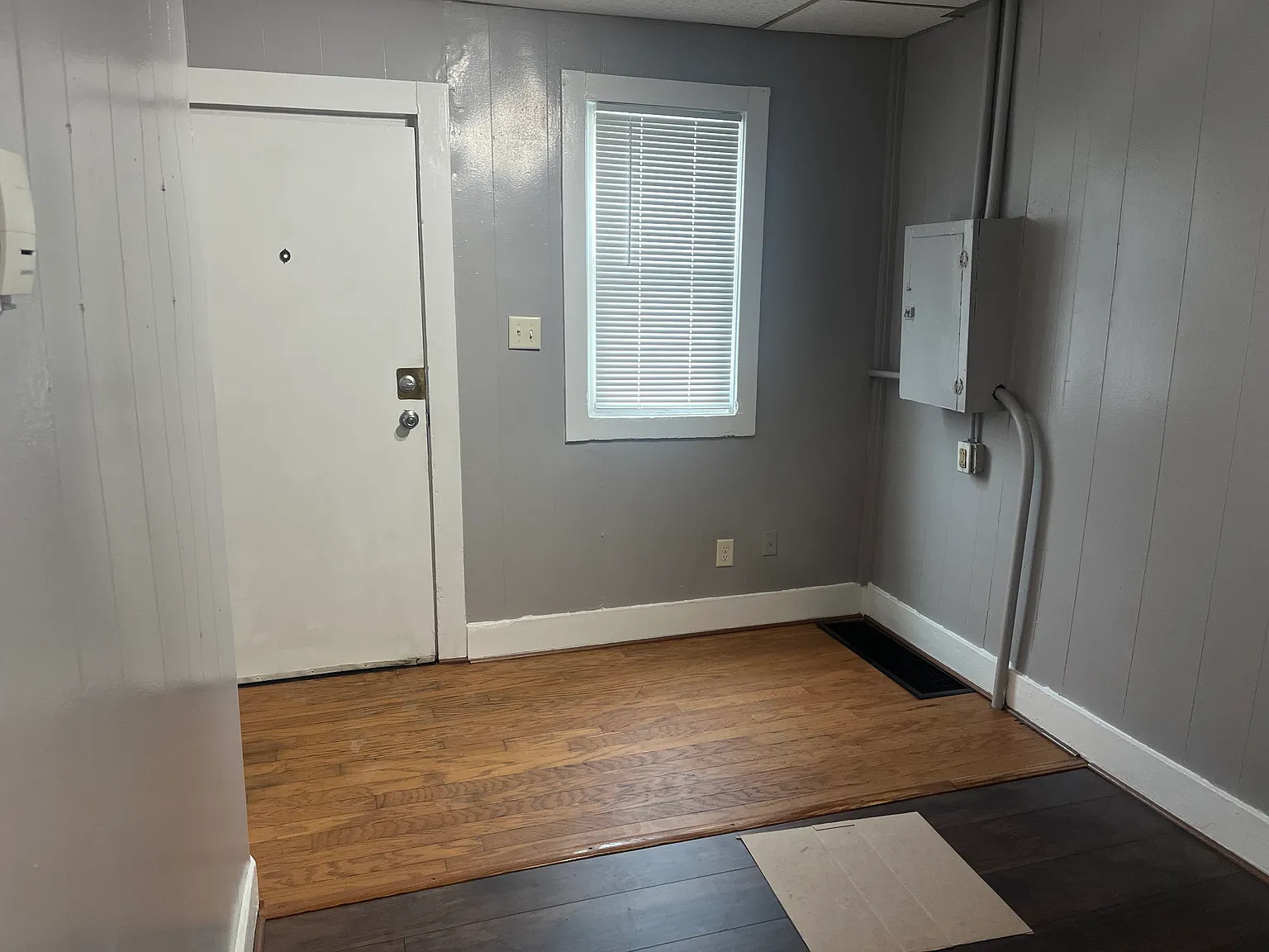 1 bed, $995 — Photo 3