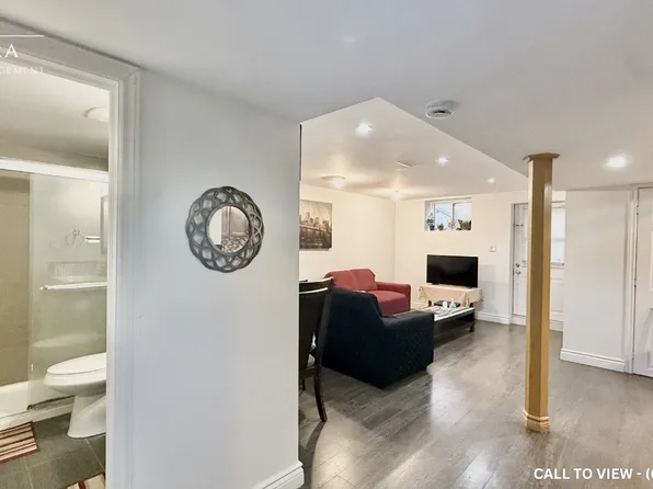 423 Mississauga Valley Blvd #2, Mississauga, ON L5A 1Y9