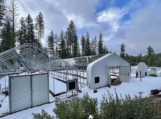 81 Bass Ln, Hayfork, CA 96041