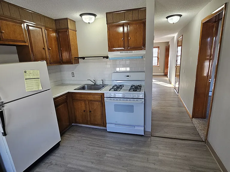17 Brown St #2A — Photo 5