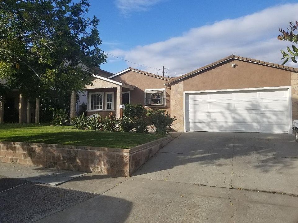 1st image of 258 Challenger Ave