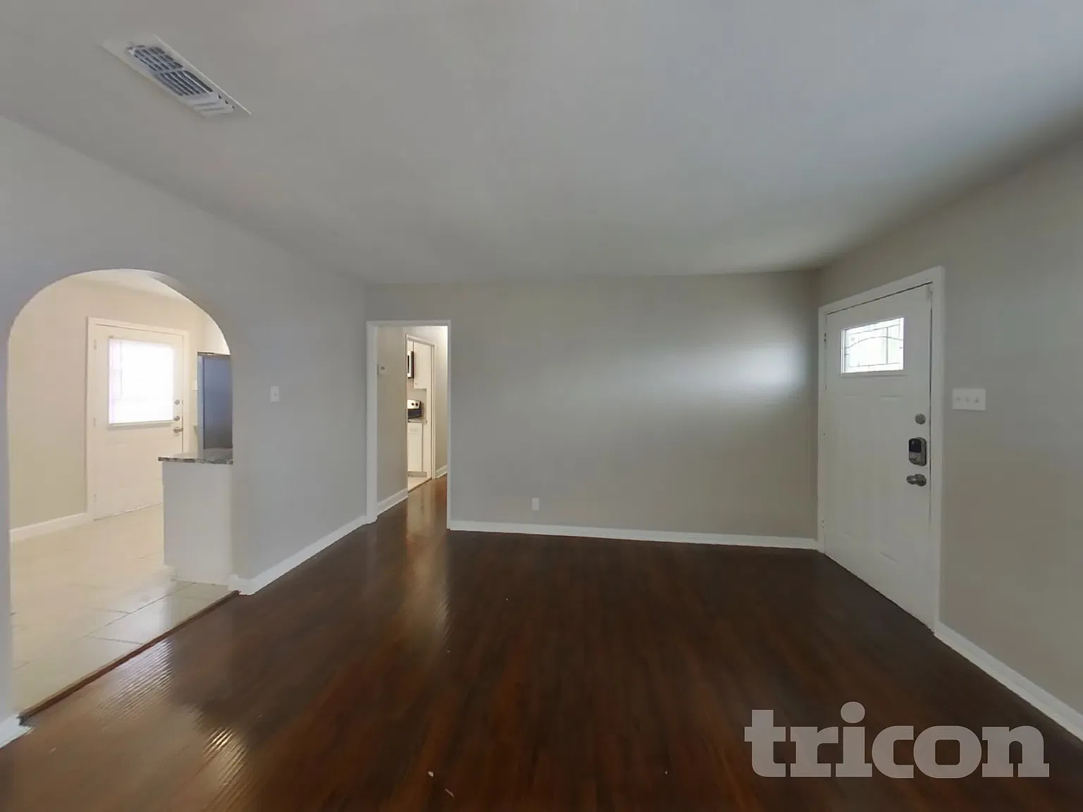 423 Byrnes Drive San Antonio TX — Photo 2