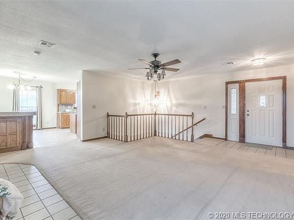 4th image of 2551 S 49th West Ave
