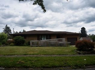 99 Regent St, Campbell, OH