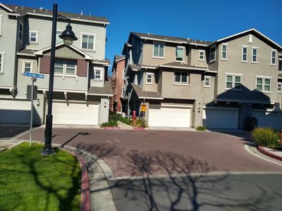 1253 De Altura Cmn, San Jose, CA, 95126