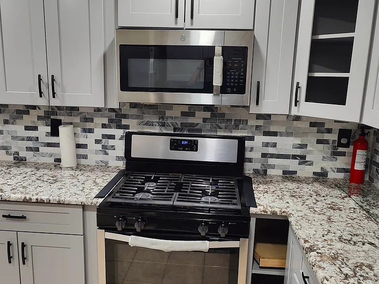 1107 Green Hollow Dr — Photo 22