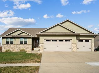 2927 Apollo St, Cedar Falls, IA 50613