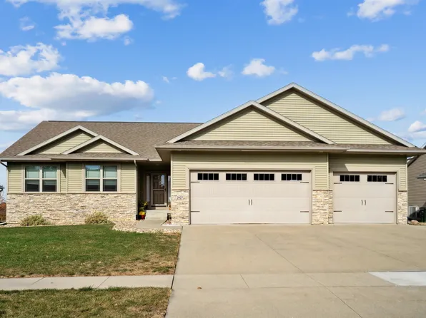 2927 Apollo St, Cedar Falls, IA 50613