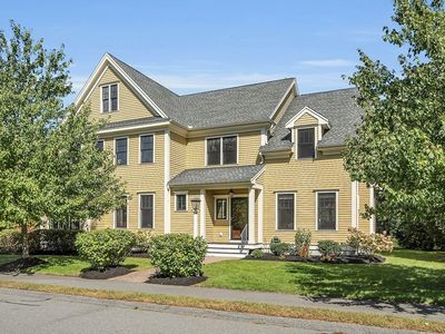 72 Finigan Way, Concord, MA, 01742