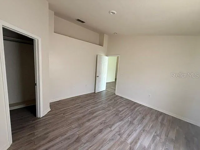 1157 Normandy Dr — Photo 15