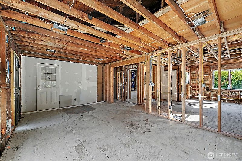 5th image of 5220 64th Street W