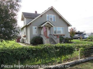 17464 Moore Rd, Mount Vernon, WA 98273