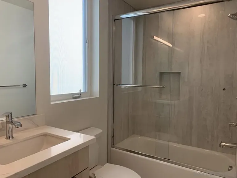 1166 Holly Ave #7 — Photo 15