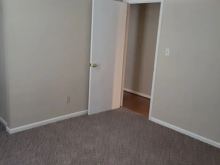 15 Lakewood Ct — Photo 9