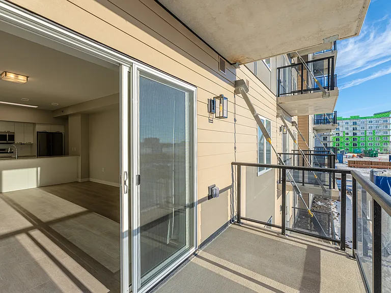 15 Refinery Way — Photo 49