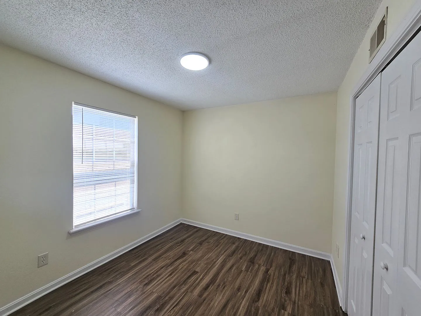 6418venangodr-Missycove — Photo 2