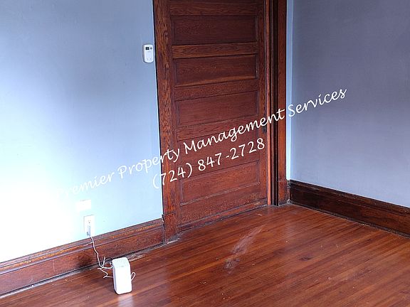 4th image of 522 W Madison Ave