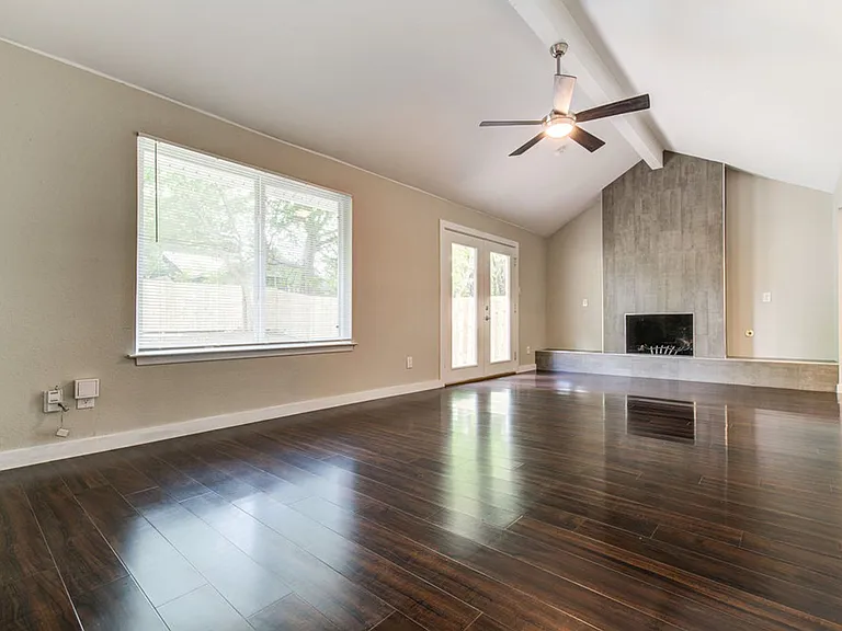 6607 Capriola Dr — Photo 3