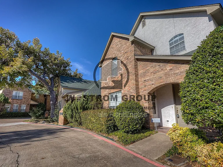 5855 Pecan Chase — Photo 4