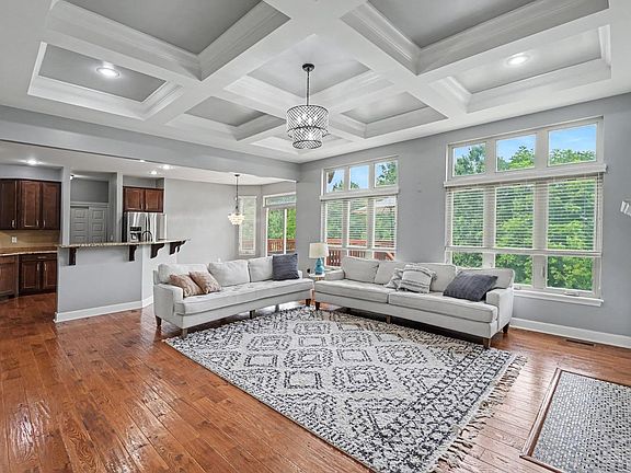 3rd image of 4464 Brookview Pl